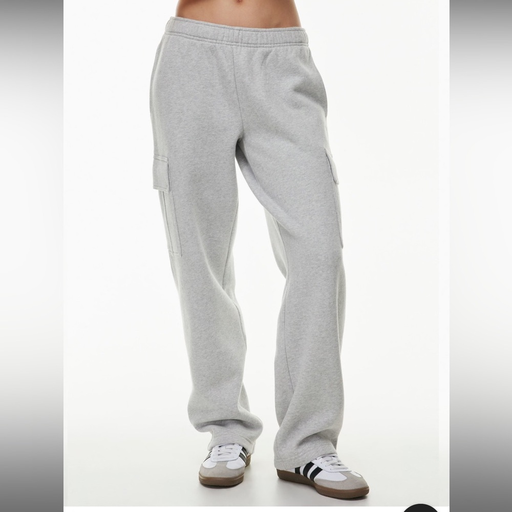 Aritzia cargo sweatpants